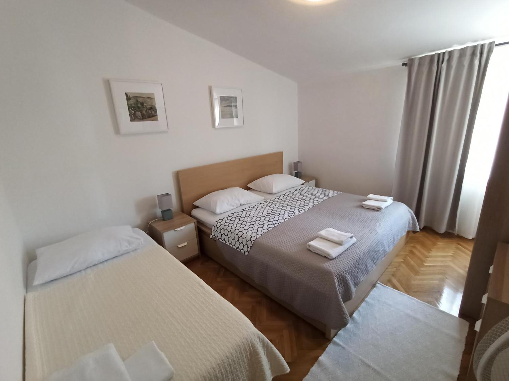 Apartments Pinery Makarska Bagian luar foto