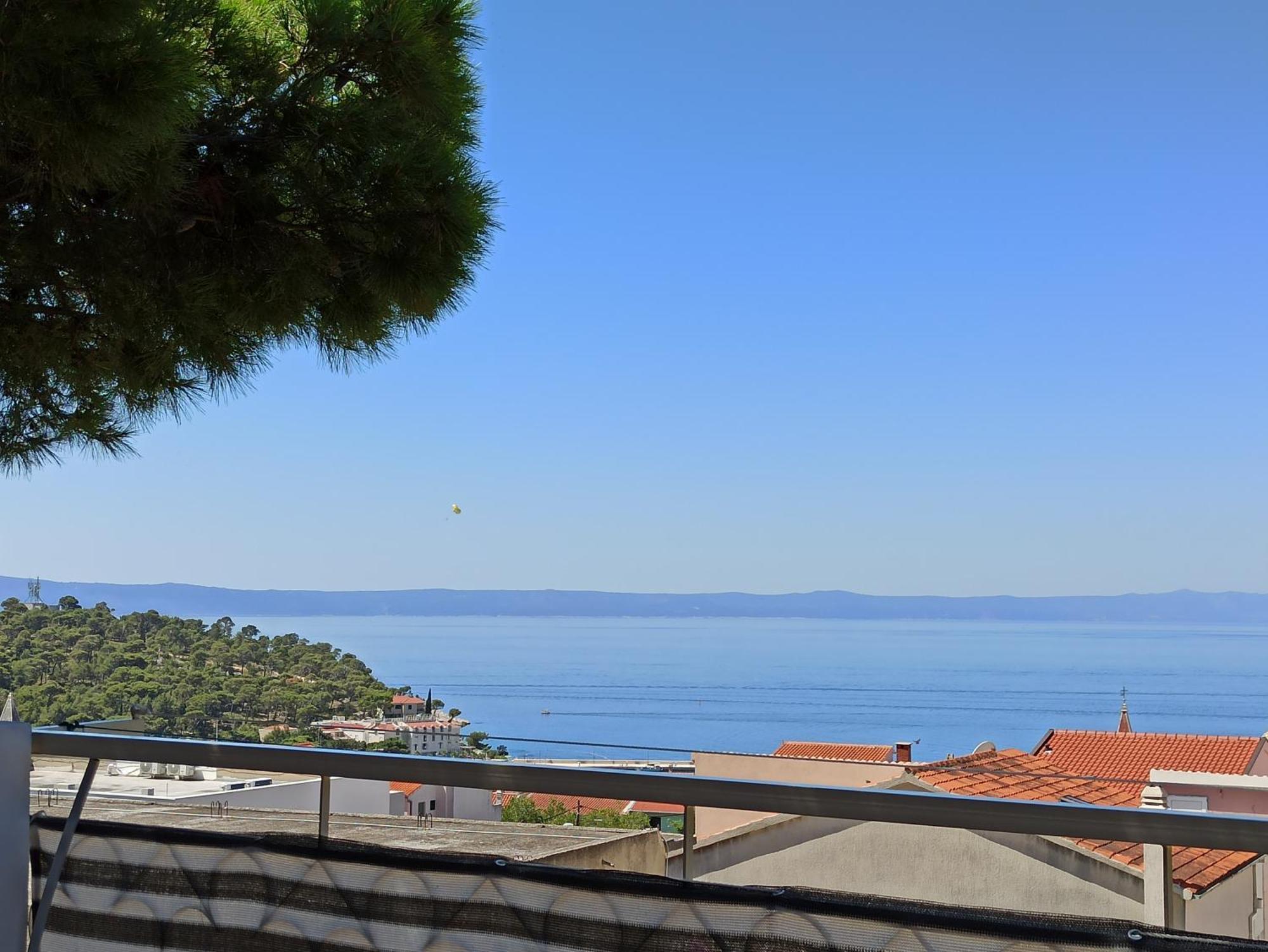 Apartments Pinery Makarska Bagian luar foto