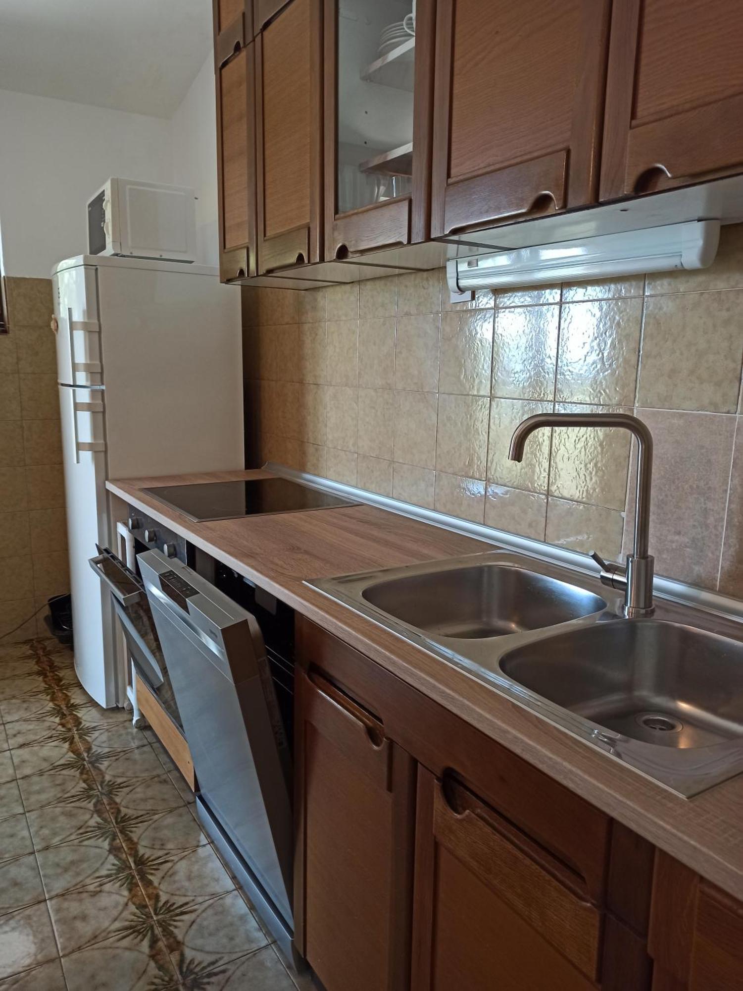 Apartments Pinery Makarska Bagian luar foto