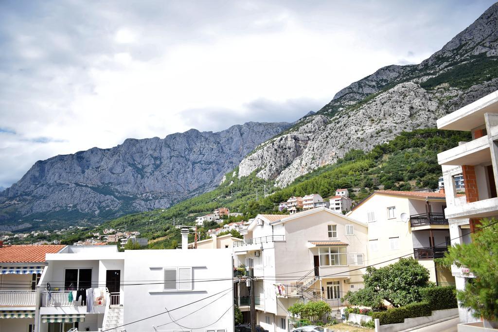 Apartments Pinery Makarska Bagian luar foto