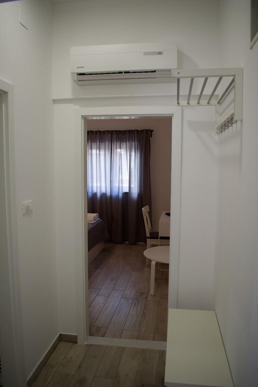 Apartments Pinery Makarska Bagian luar foto