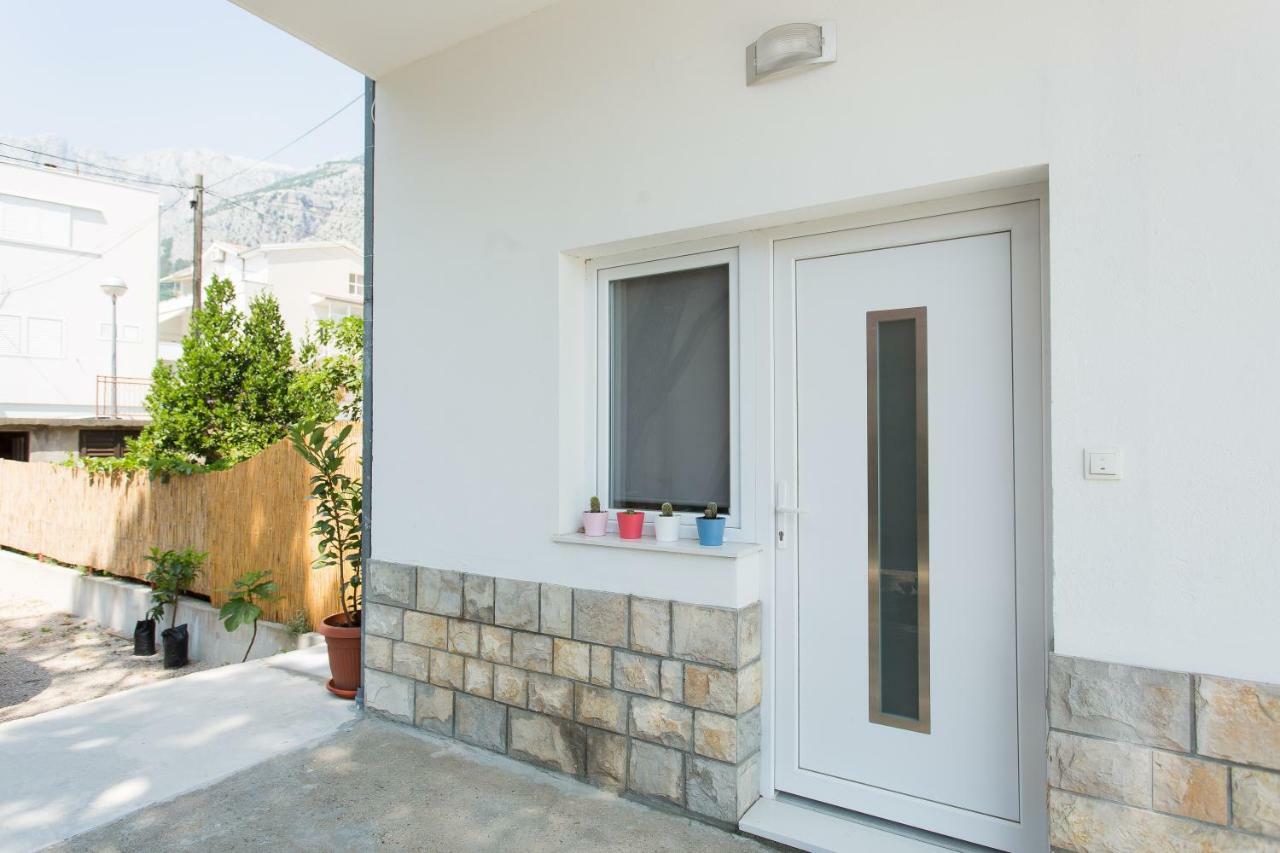 Apartments Pinery Makarska Bagian luar foto