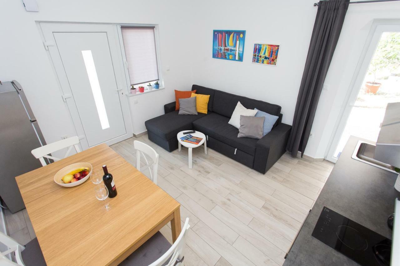 Apartments Pinery Makarska Bagian luar foto